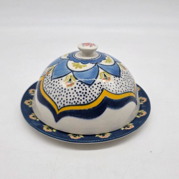 Hand-Painted Ceramic Domed Butter Dish With Lid - Floral Pattern - Blue/White/Ye - Picture 8 of 11